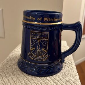 University of Pittsburgh Pitt Panthers Blue Ceramic Stein Gold Lettering 20 oz
